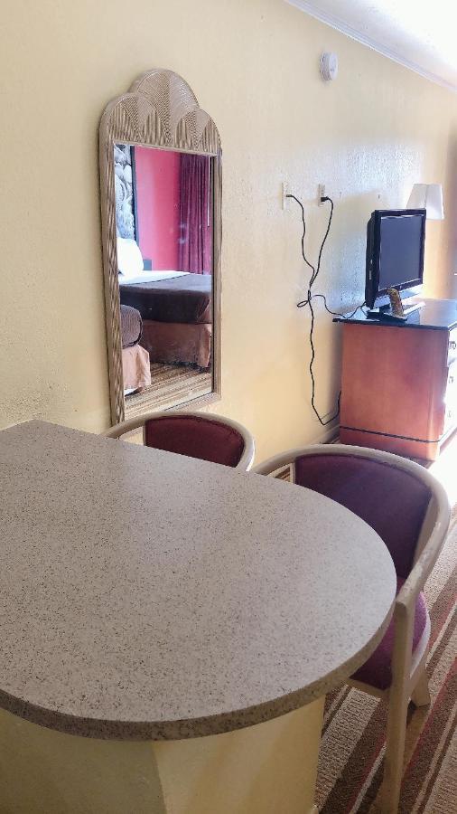 Royal Palace Inn And Suites Myrtle Beach Ocean Blvd 외부 사진