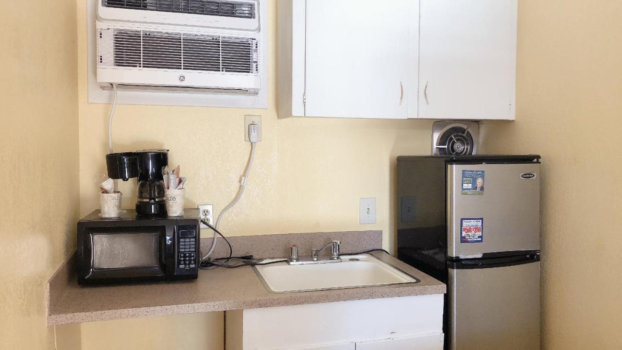 Royal Palace Inn And Suites Myrtle Beach Ocean Blvd 외부 사진