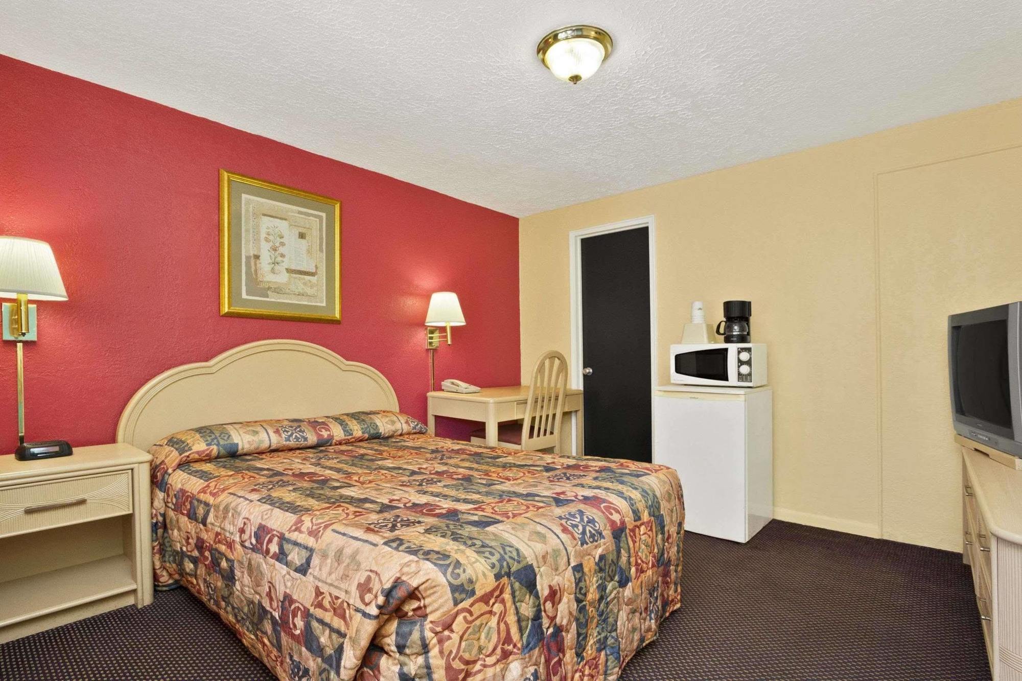 Royal Palace Inn And Suites Myrtle Beach Ocean Blvd 외부 사진